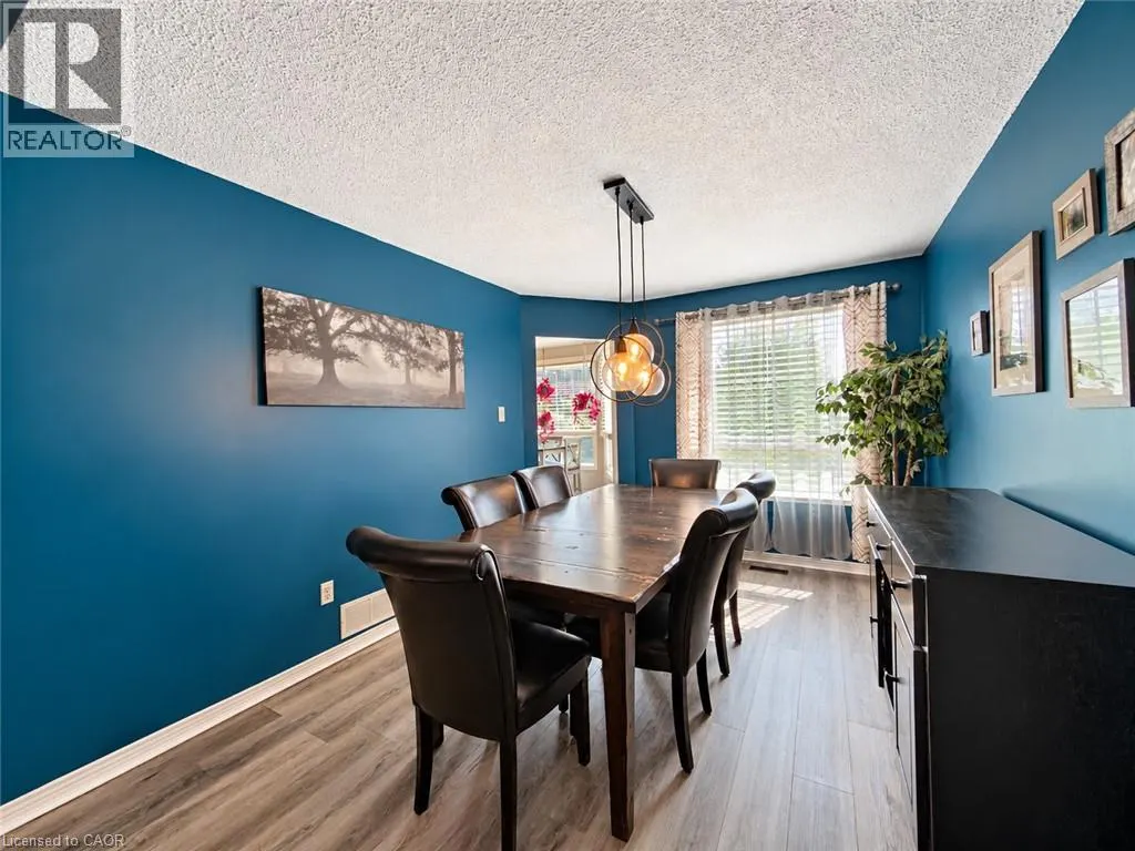 35 GERALD Crescent