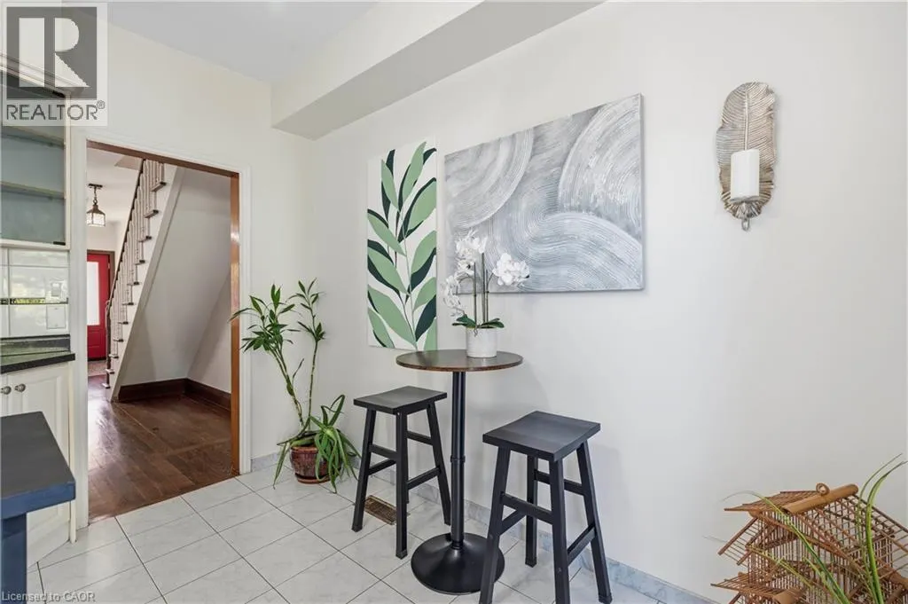 213 BOON Avenue