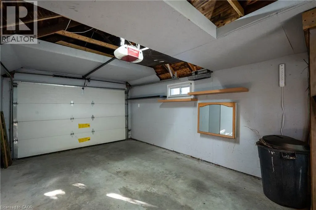213 BOON Avenue