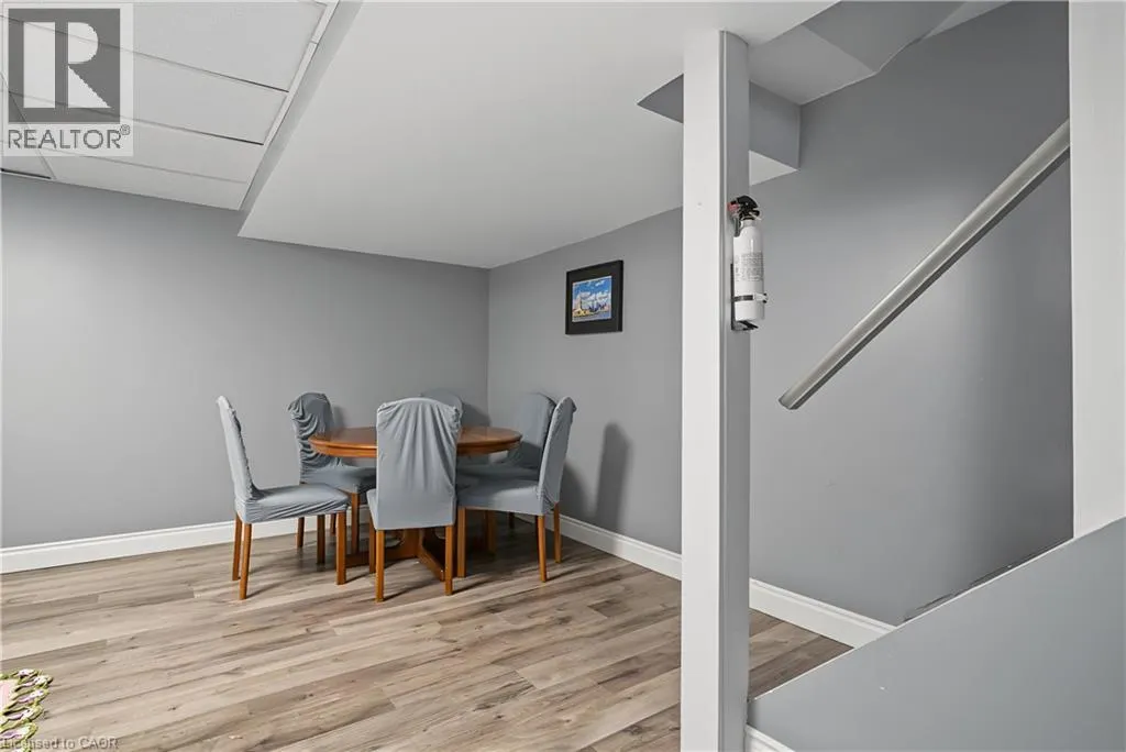 15 GREEN VALLEY Drive Unit# 1 #1