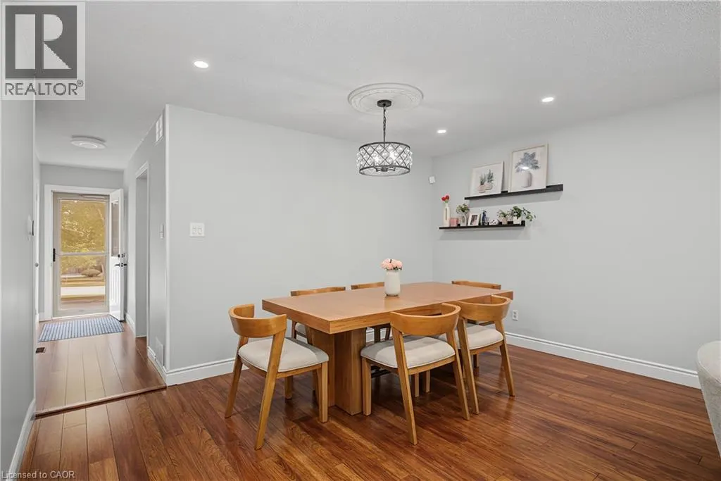 15 GREEN VALLEY Drive Unit# 1 #1