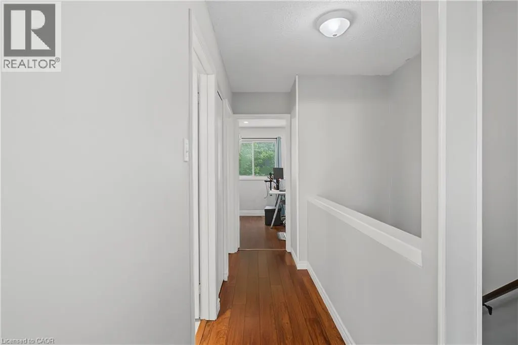 15 GREEN VALLEY Drive Unit# 1 #1