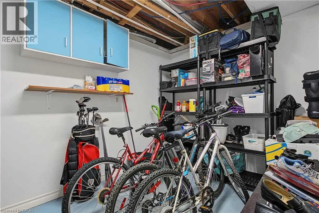15 GREEN VALLEY Drive Unit# 1 #1