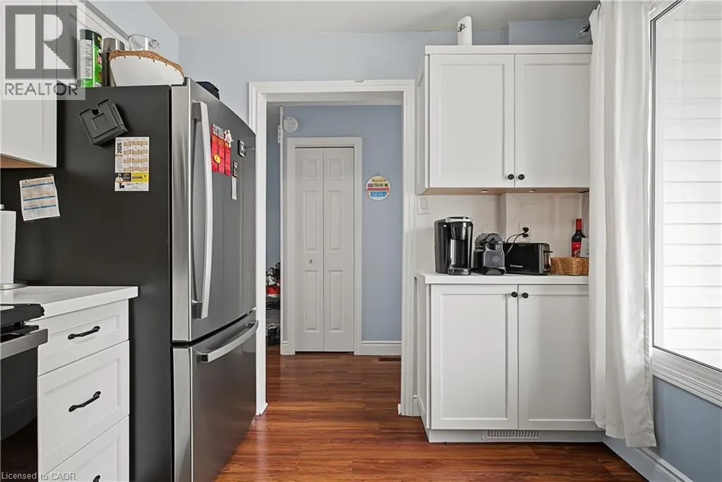15 GREEN VALLEY Drive Unit# 1 #1