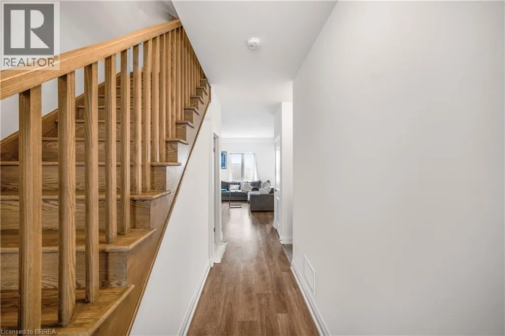 620 COLBORNE Street W Unit# 41 #MAIN & UPPER
