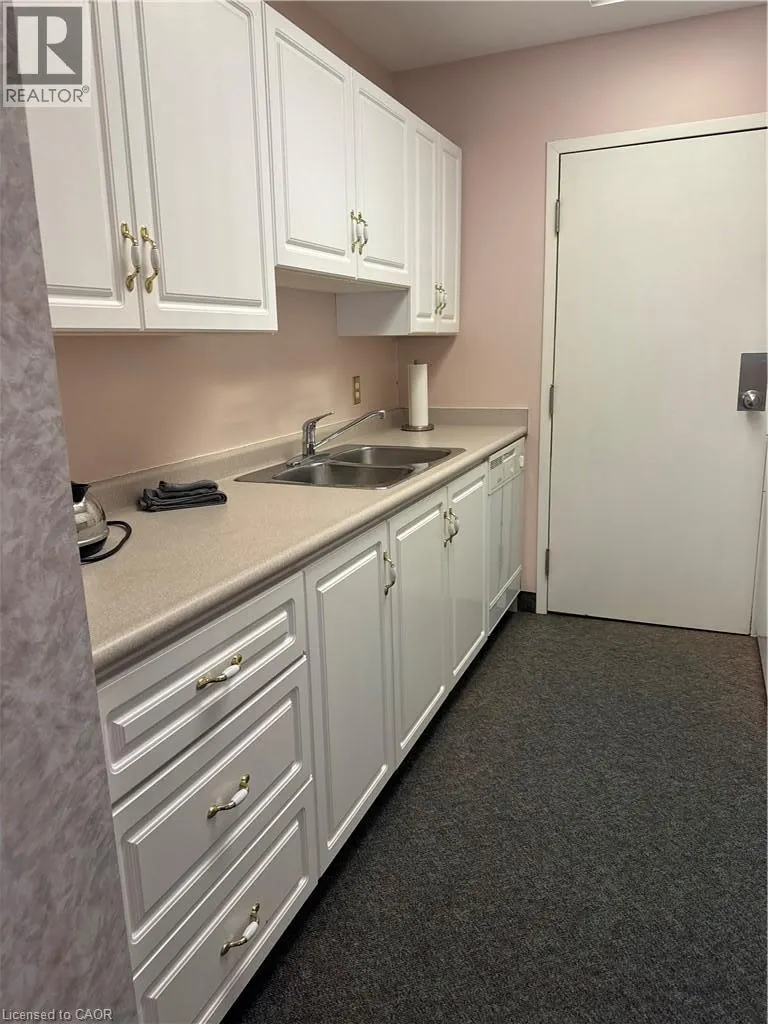 405 ERB Street W Unit# 102 #102