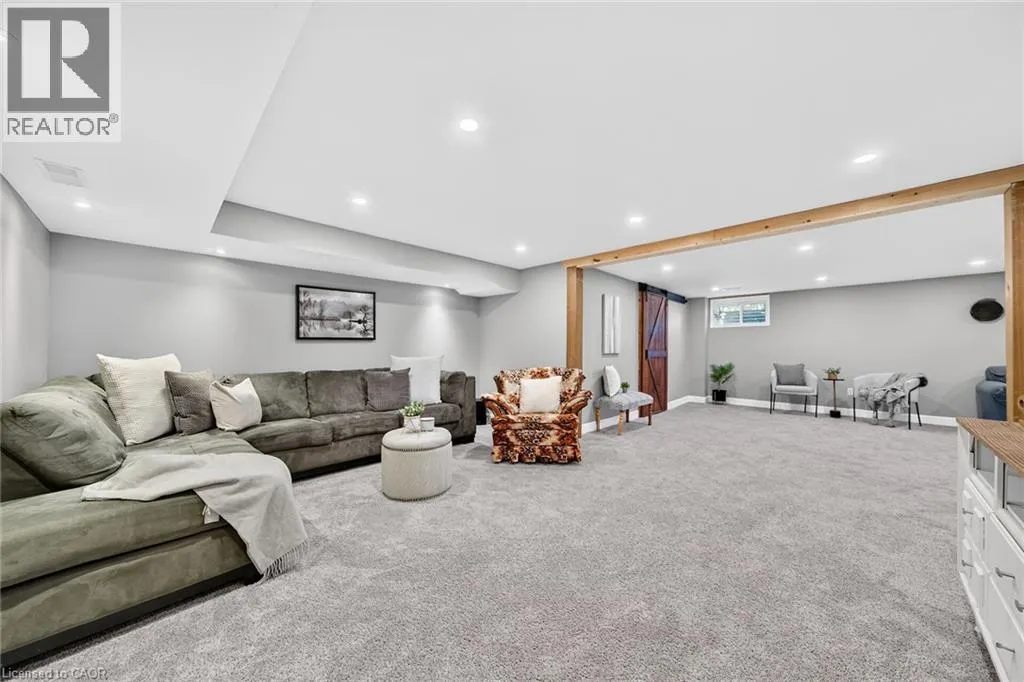 225 MACCRAE Drive