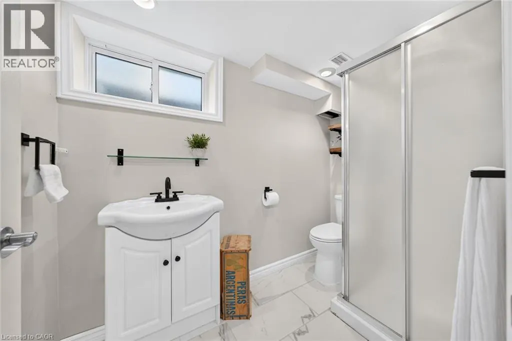 225 MACCRAE Drive