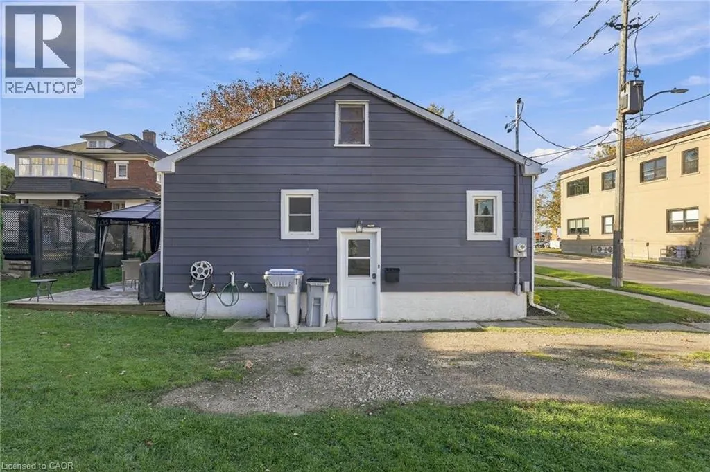 334 N DAVIDSON Avenue