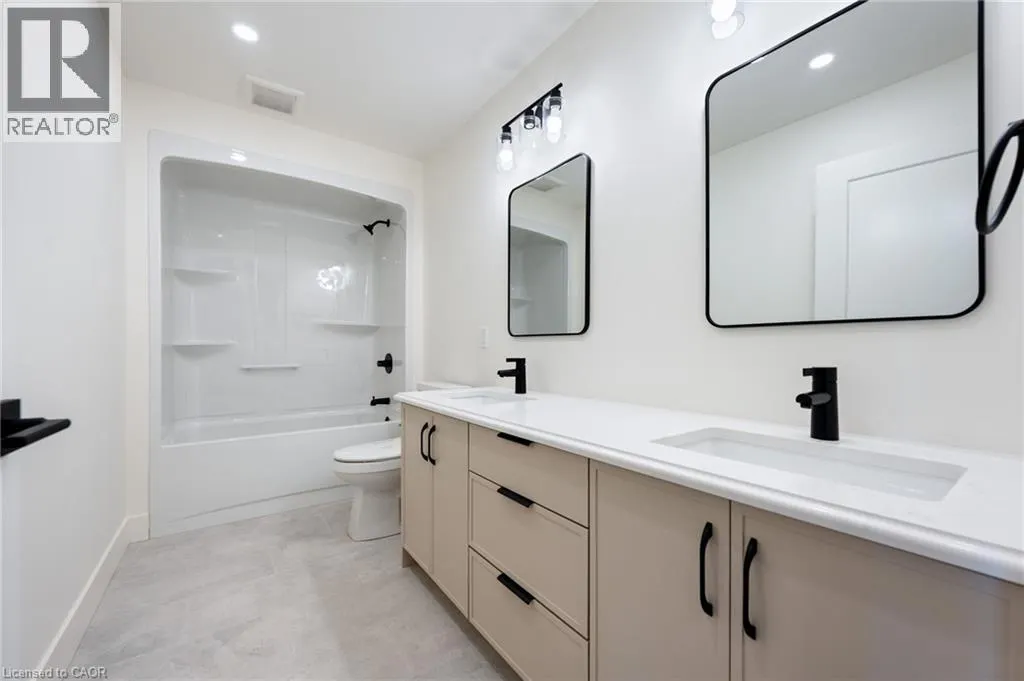 153 DAVIS Street Unit# 3 #3