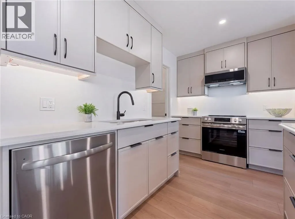157 DAVIS Street Unit# 1 #1