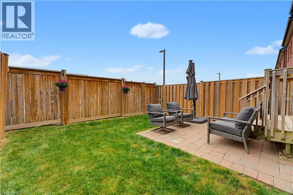 739 BANKS Crescent