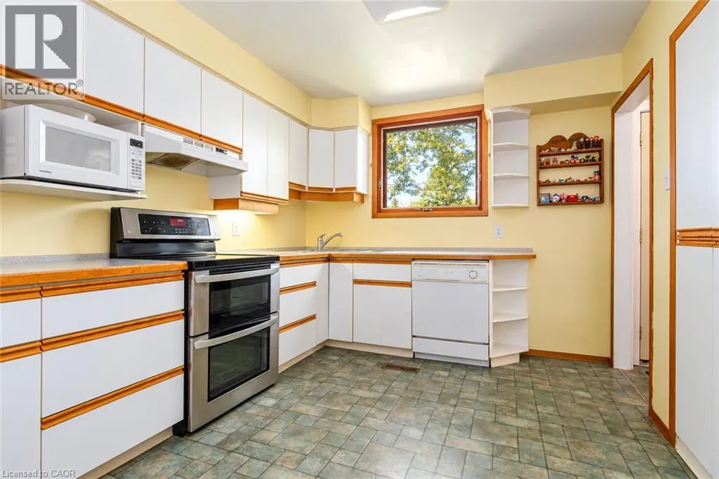 51 HAMEL Avenue