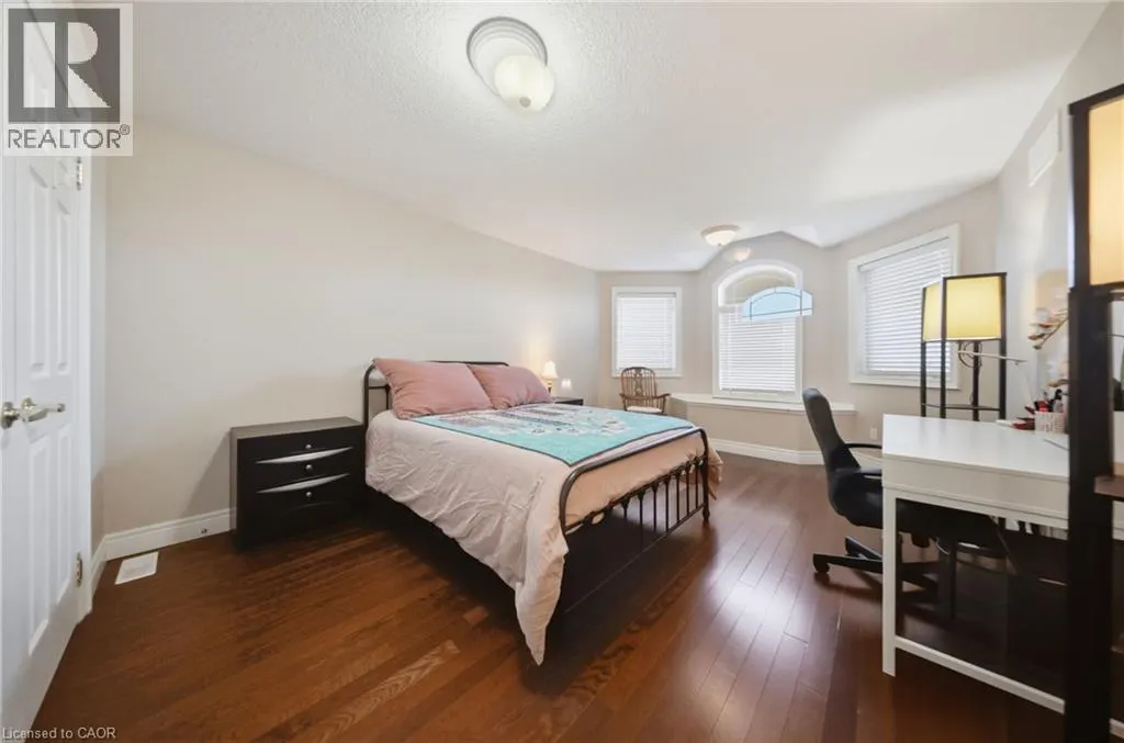 95 TOLLGATE Drive