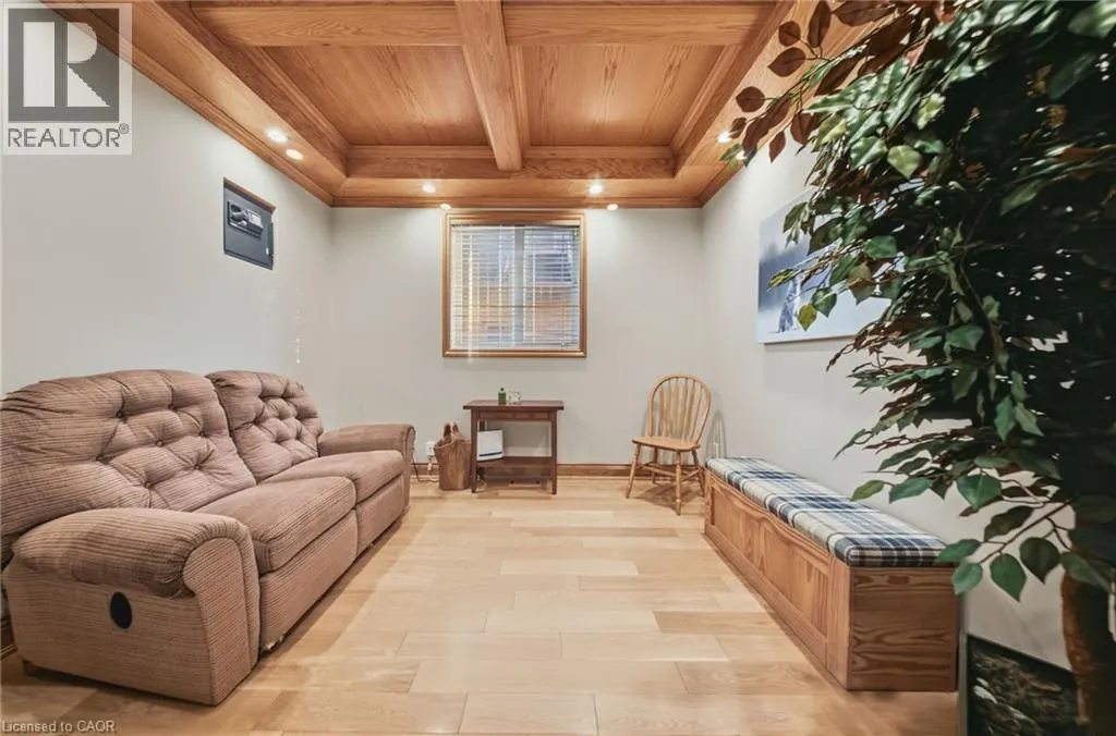 95 TOLLGATE Drive