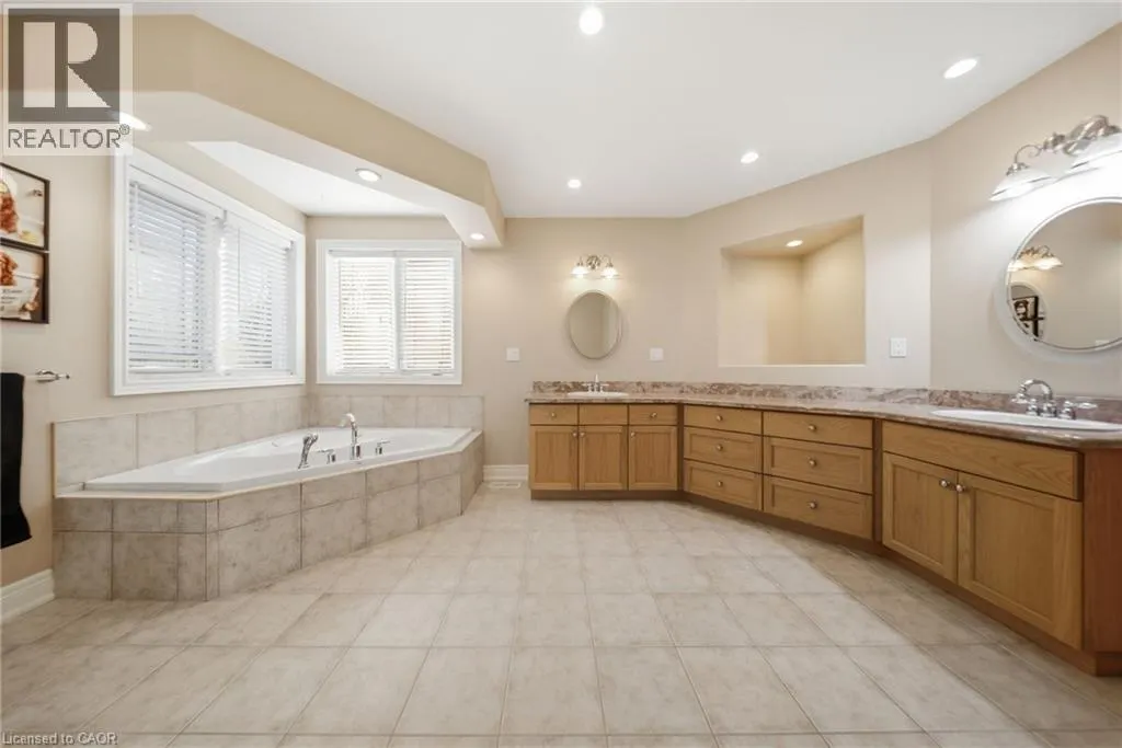 95 TOLLGATE Drive