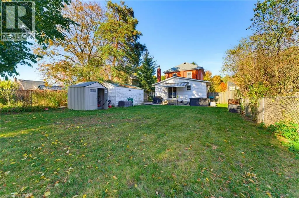 540 VINE Street