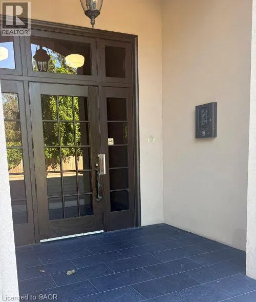 357 HUNTER Street W Unit# 22 #22