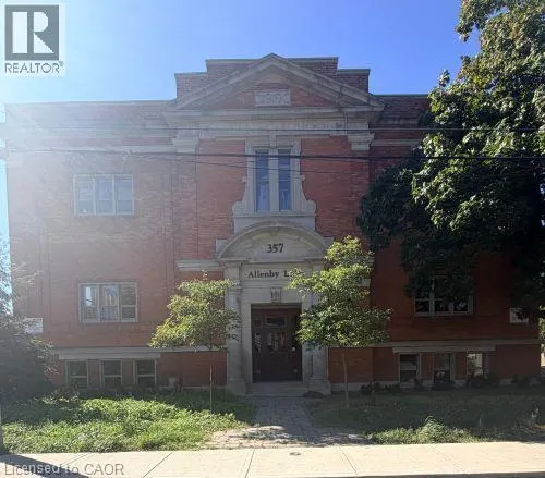 357 HUNTER Street W Unit# 22 #22