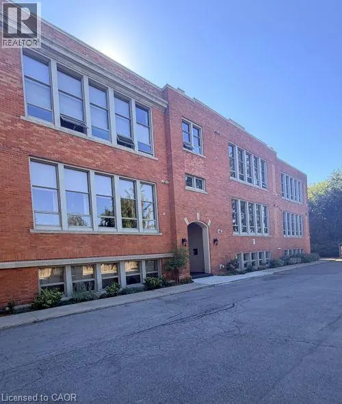 357 HUNTER Street W Unit# 22 #22