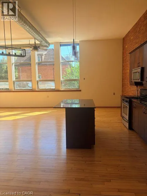 357 HUNTER Street W Unit# 22 #22