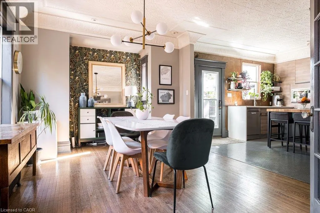 63 CHEDOKE Avenue