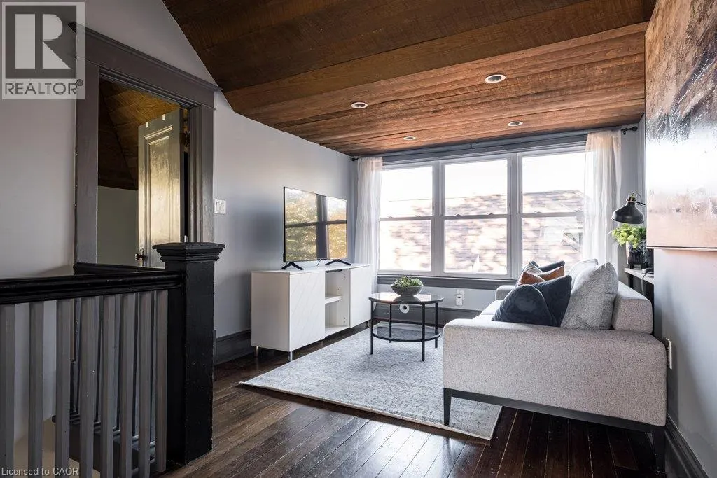 63 CHEDOKE Avenue