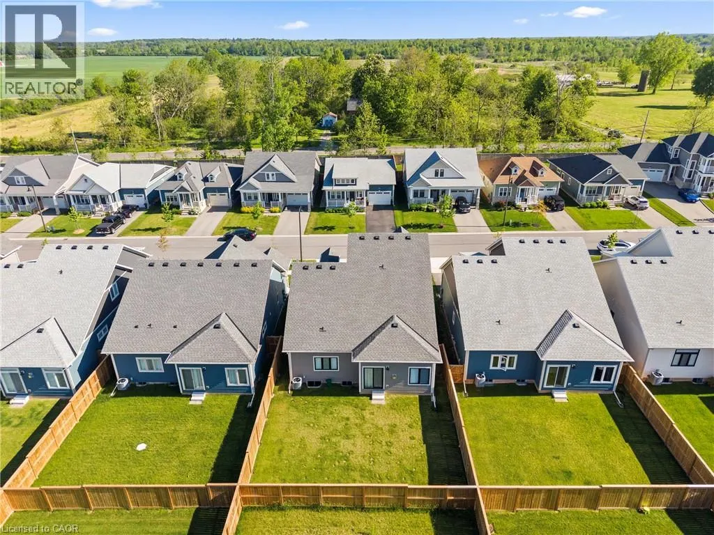 26 BEACHWALK Crescent