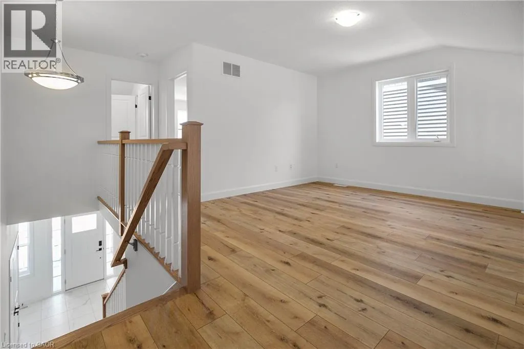 26 BEACHWALK Crescent