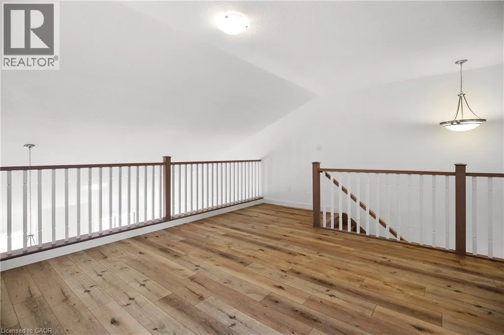 26 BEACHWALK Crescent
