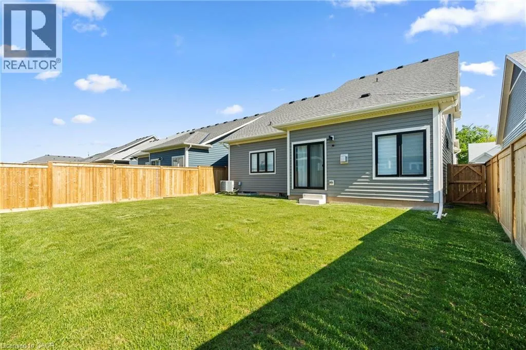 26 BEACHWALK Crescent