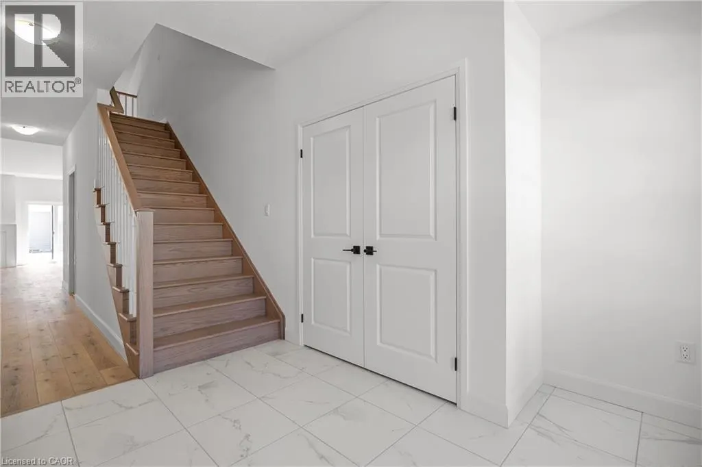 26 BEACHWALK Crescent