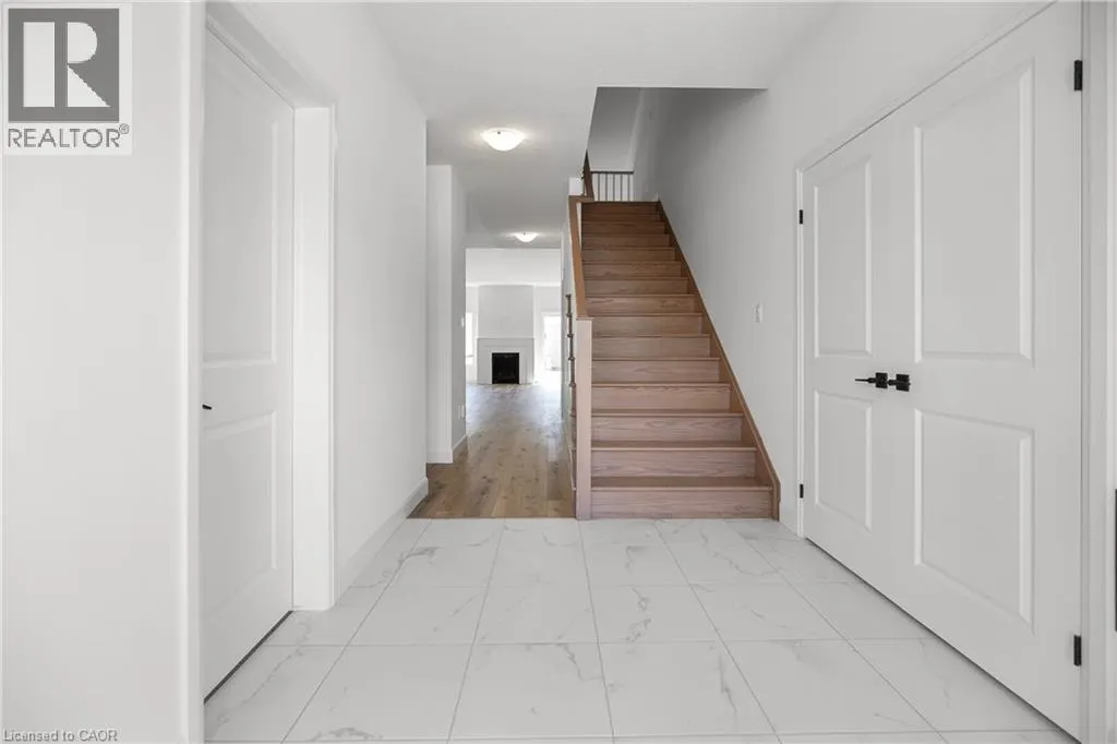 26 BEACHWALK Crescent