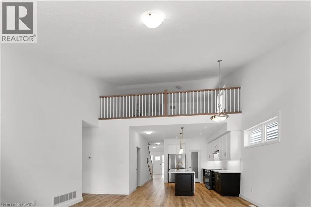 26 BEACHWALK Crescent