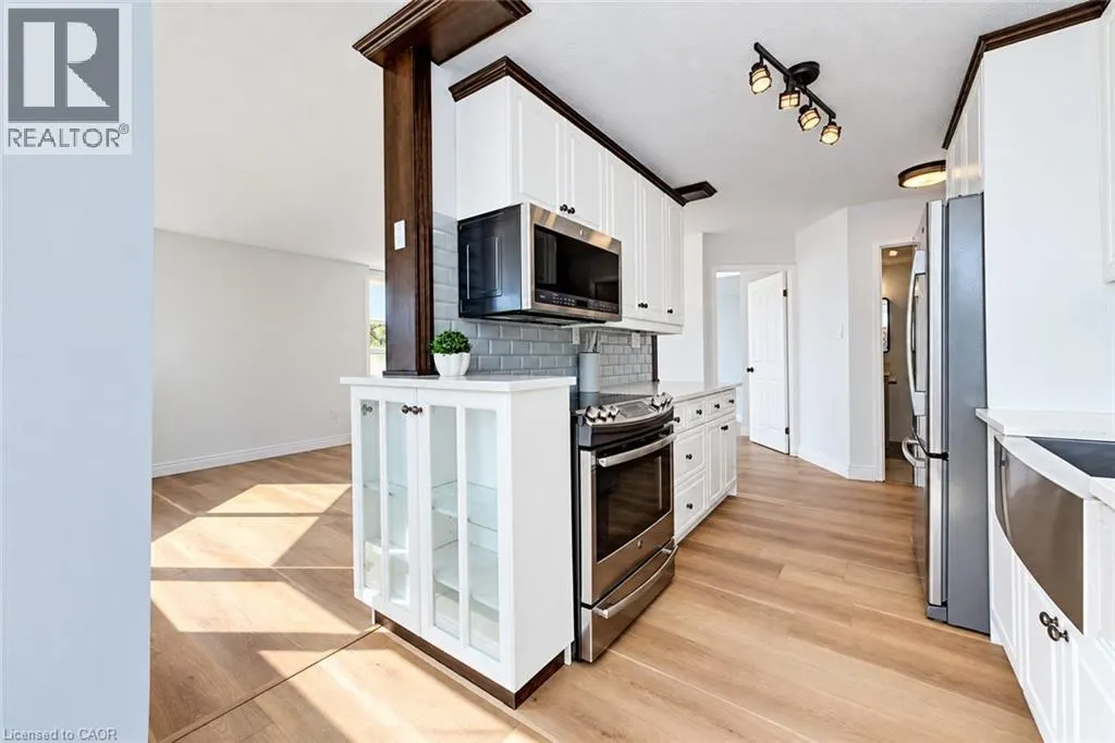 3227 KING Street E Unit# 604 #604