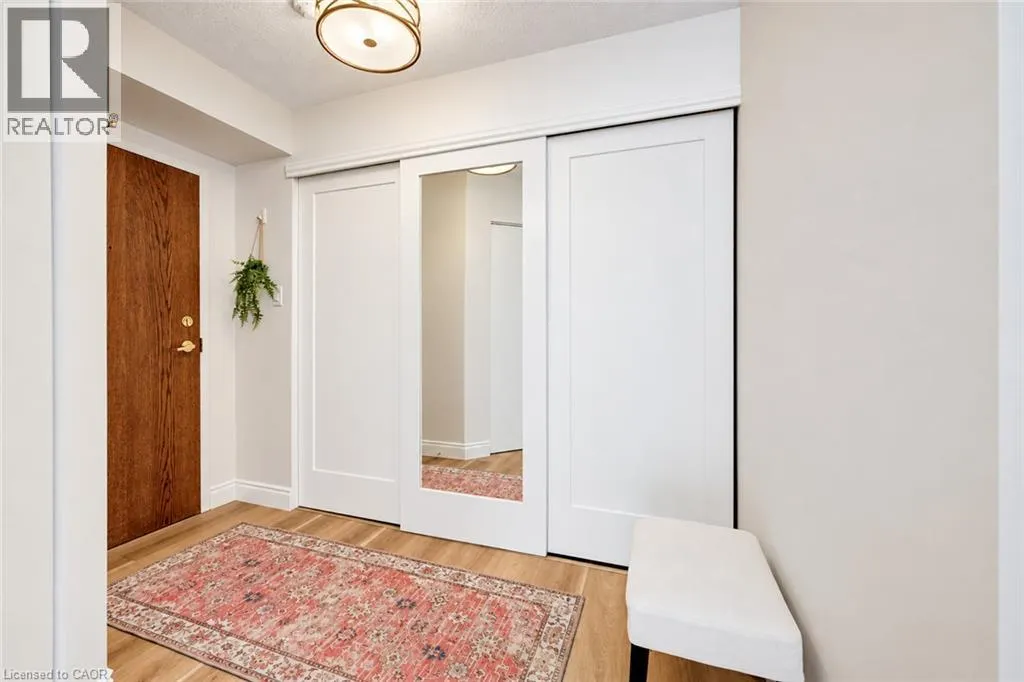 3227 KING Street E Unit# 604 #604
