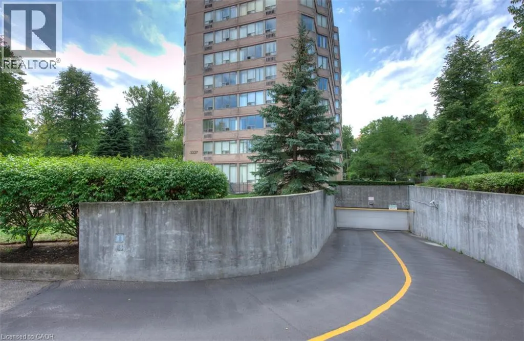 3227 KING Street E Unit# 604 #604