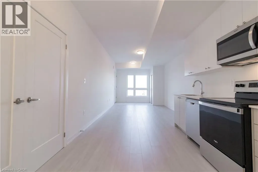 25 PALACE Street Unit# P10 #P10