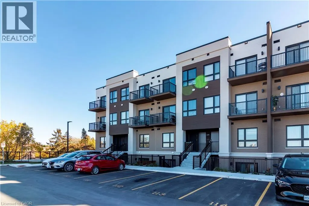 25 PALACE Street Unit# P10 #P10