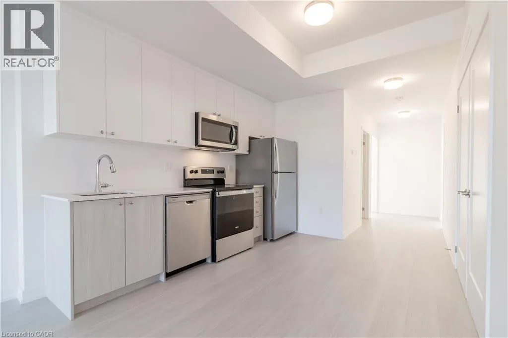25 PALACE Street Unit# P10 #P10