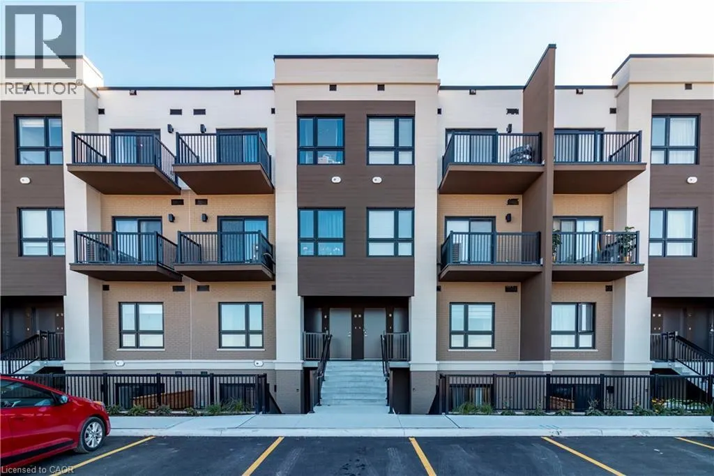 25 PALACE Street Unit# P10 #P10