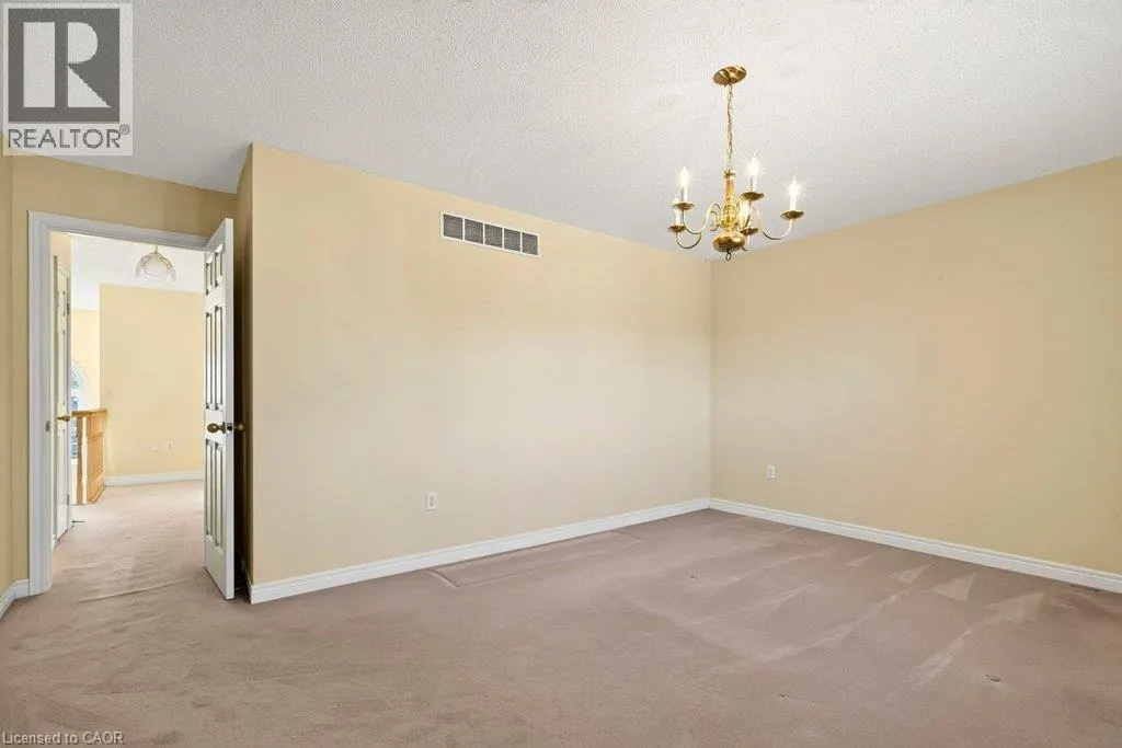13 CHIANTI Crescent