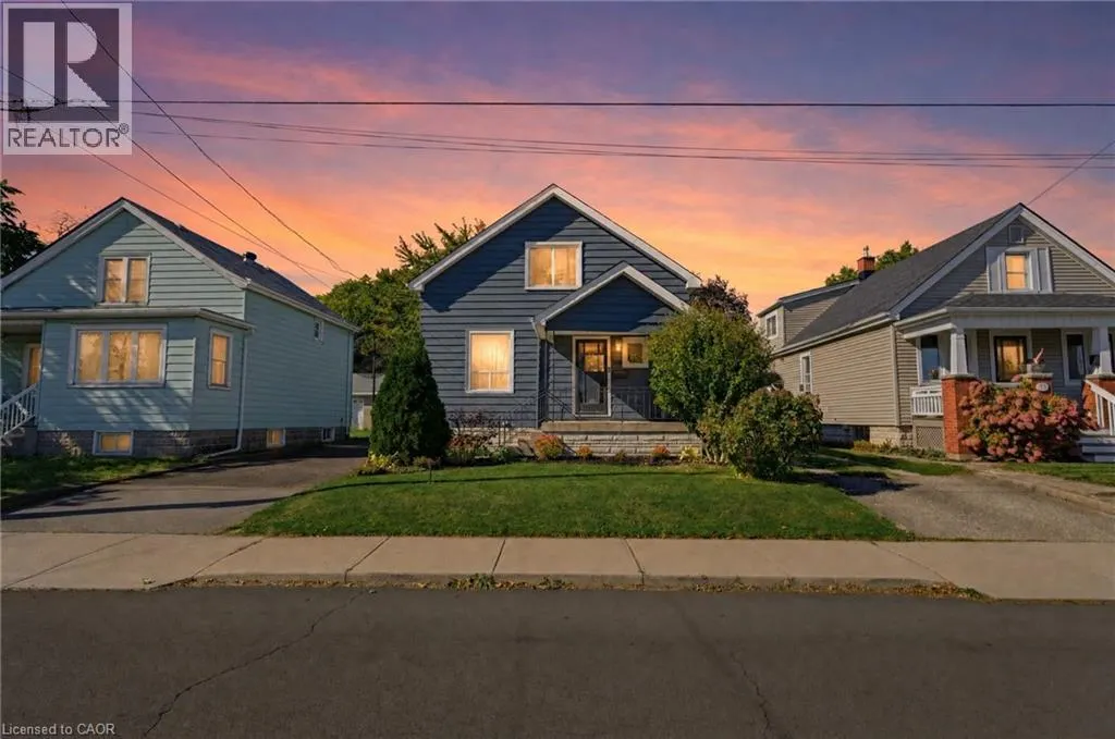 206 CRAIGROYSTON Road