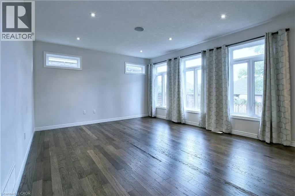 270 MAIN Street W Unit# 5 #5