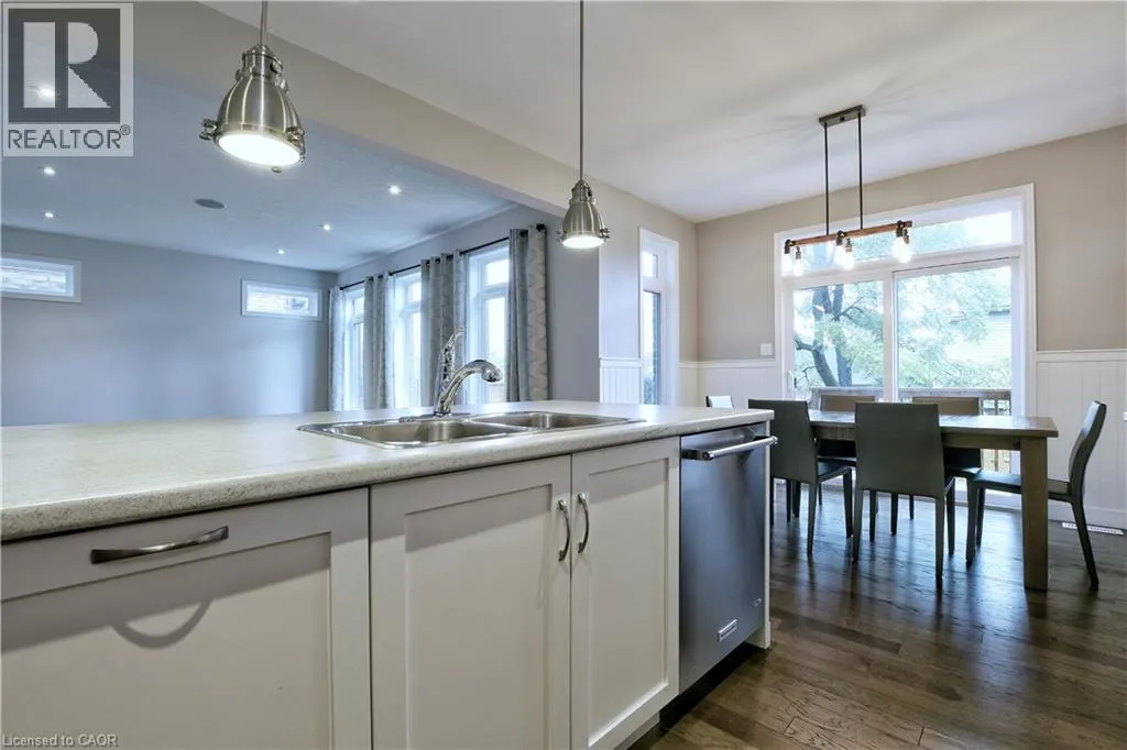 270 MAIN Street W Unit# 5 #5