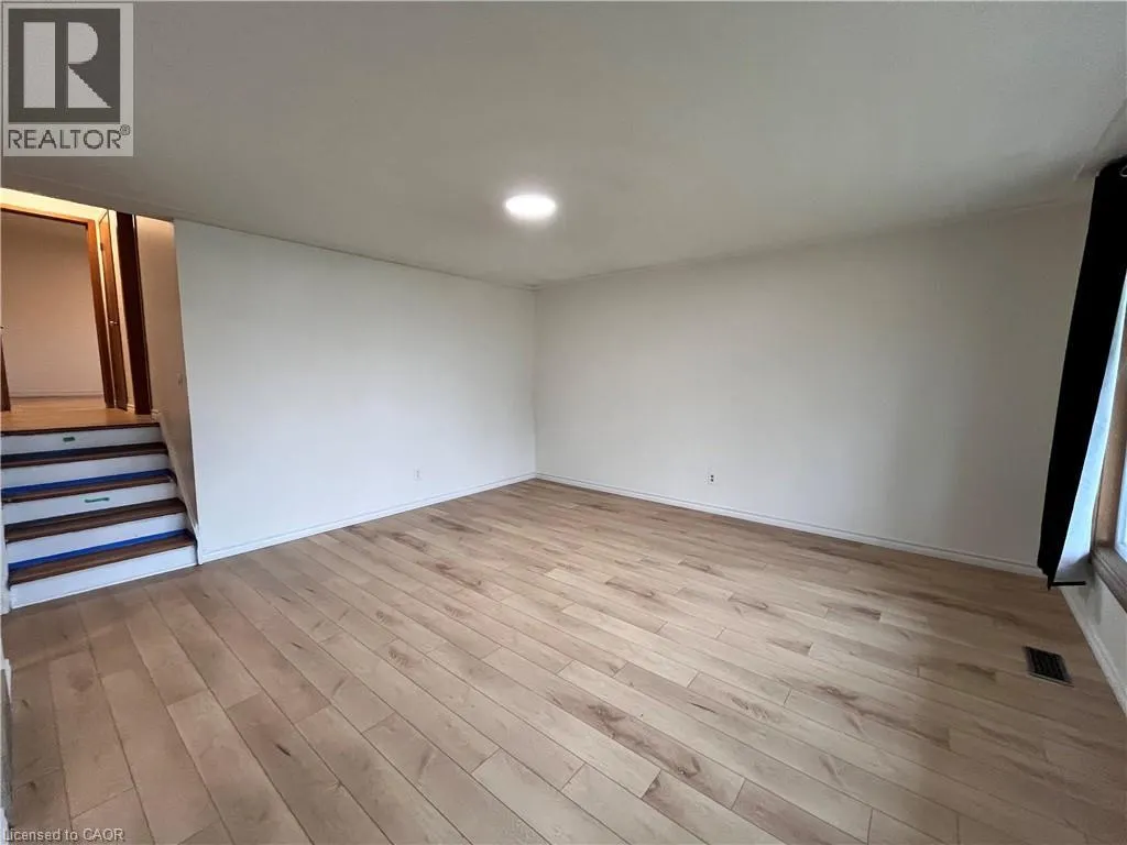 50 LIMERIDGE Road W Unit# Upper #Upper