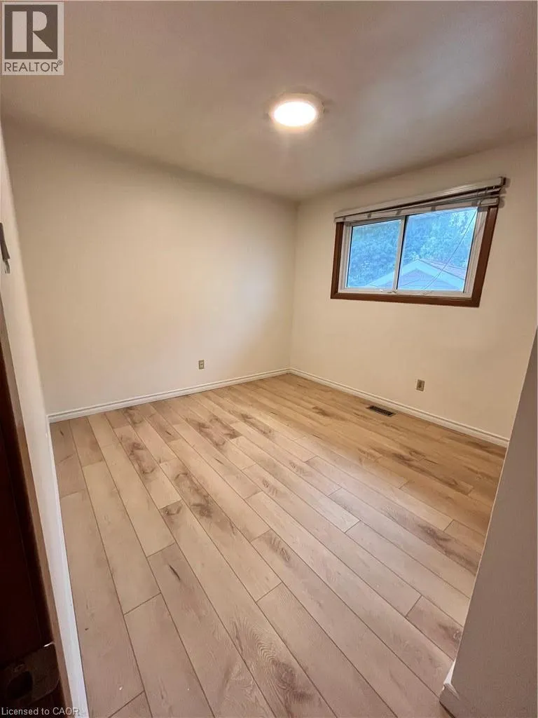 50 LIMERIDGE Road W Unit# Upper #Upper