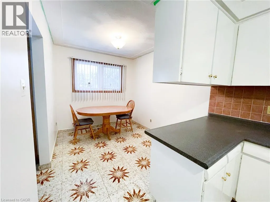 50 LIMERIDGE Road W Unit# Upper #Upper