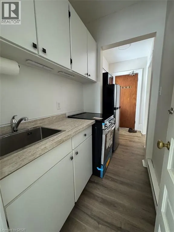 58 ROY Street Unit# 3 #3