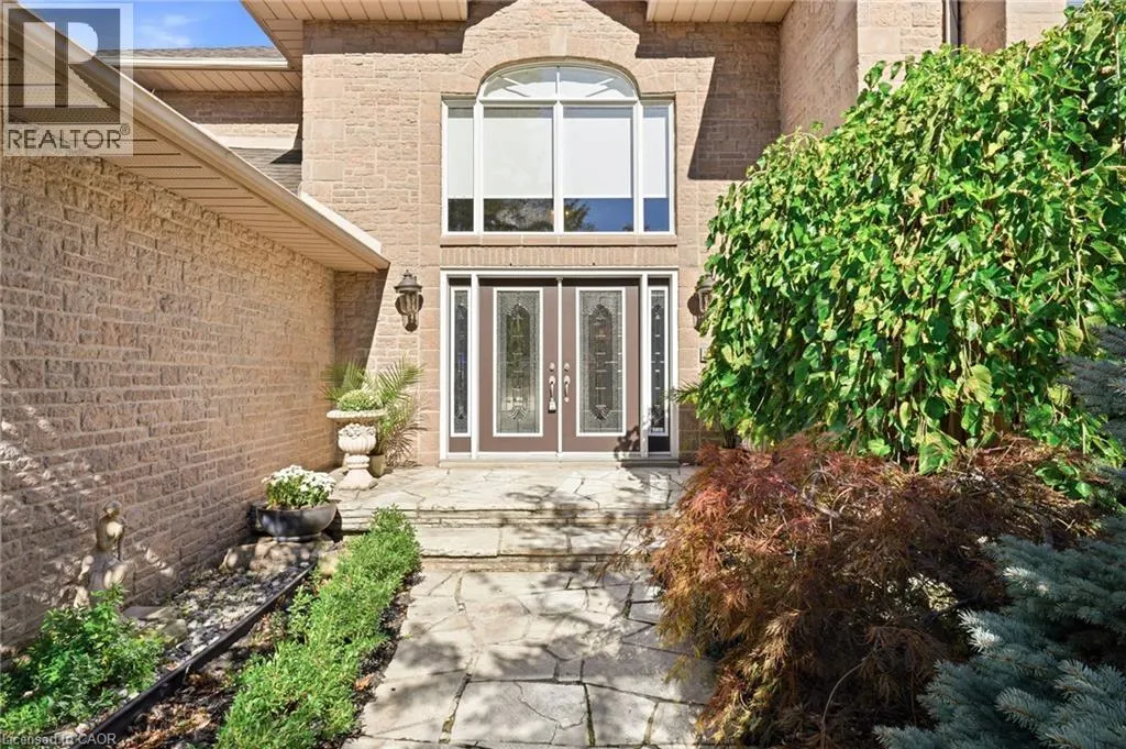 22 BURT Court